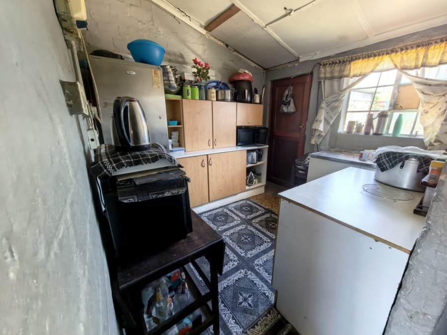 1 Bedroom Property for Sale in Lavender Hill Western Cape